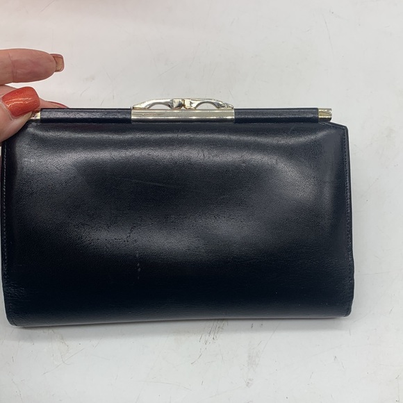 Edward Harvey Black Leather Wallet - Picture 7 of 10